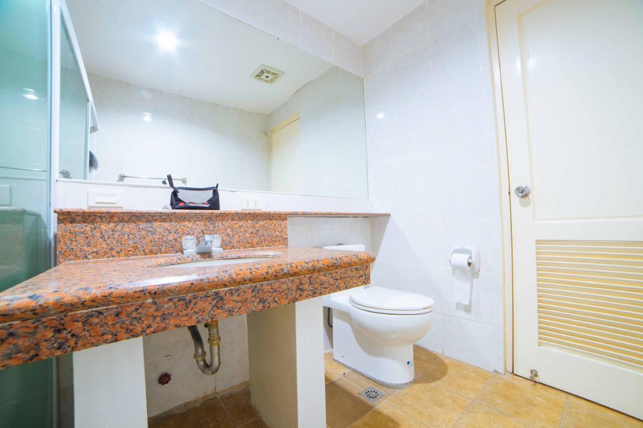 RedDoorz Premium @ Korea Town Angeles City Zewnętrze zdjęcie